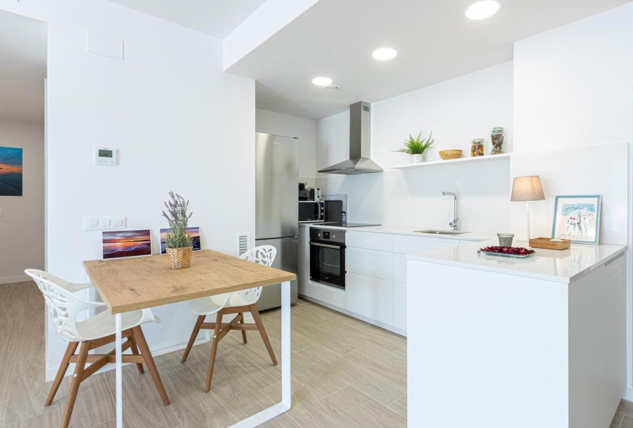 M A R I V E N T Suite With Bathroom And Terrace 50 M2 Росес Екстериор снимка